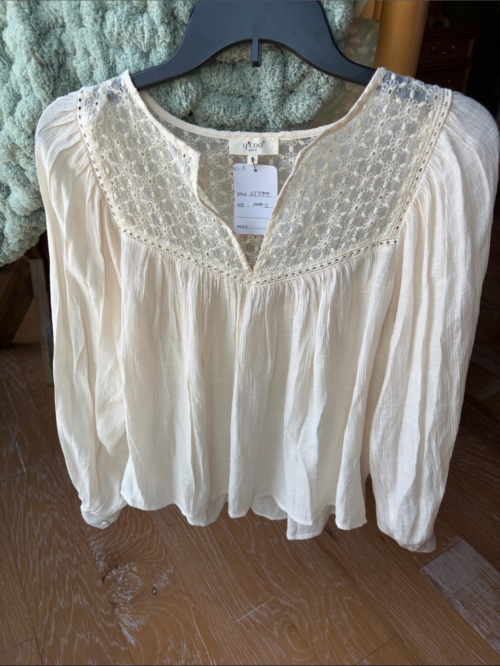 Cream Lace Yoke Peasant Blouse - Women's. This is new from a sample sale.